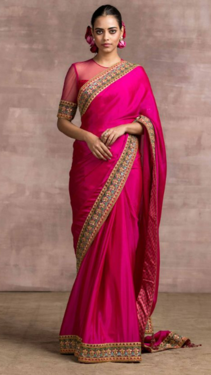 I am a little fat, what type of saree should I wear to look slim? - Quora