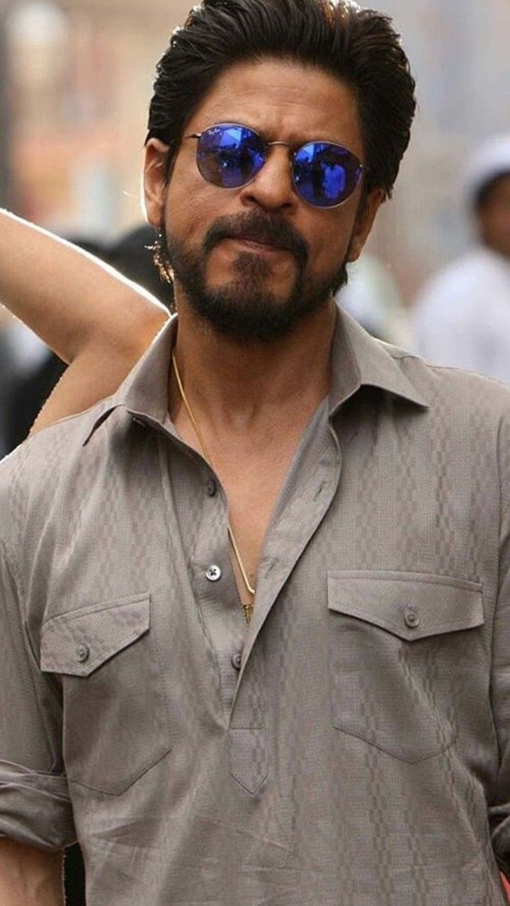 Eid 2023: Shah Rukh Khan-Approved Pathani Kurtas For Menu200b | Zoom TV