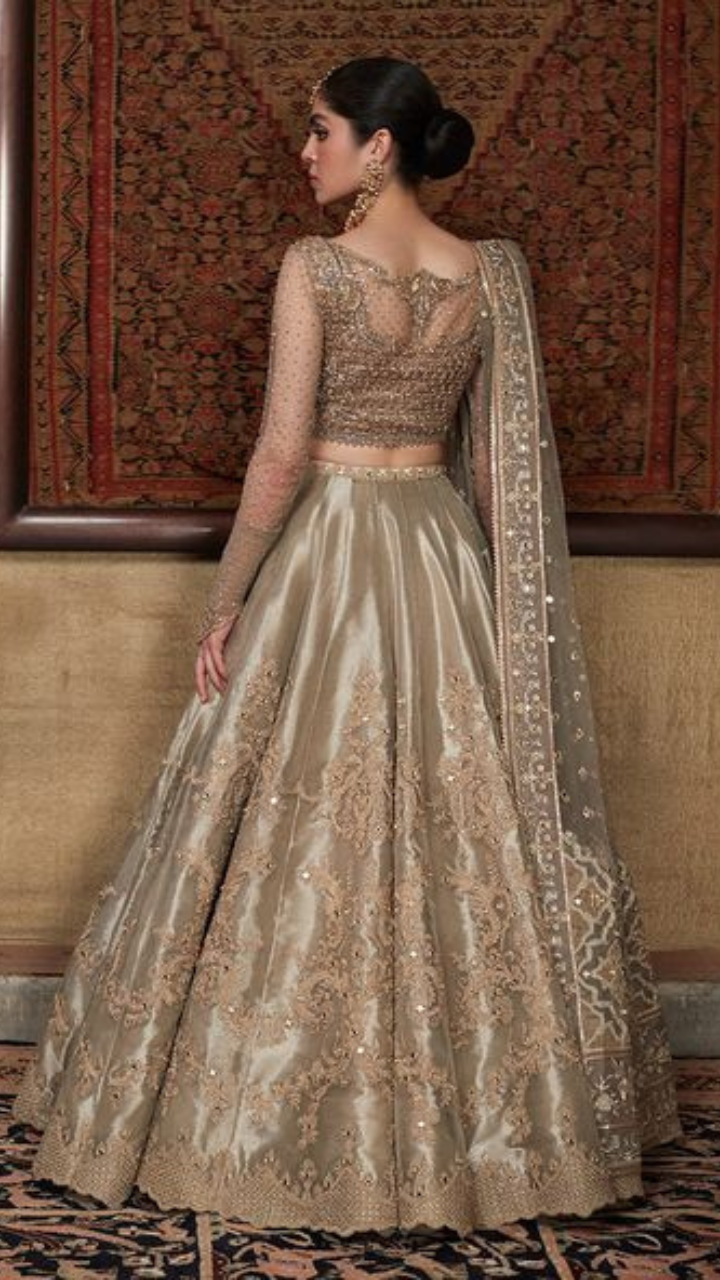 Lehengas - Buy Indian Lehenga Designs Online | Lehengas for Women