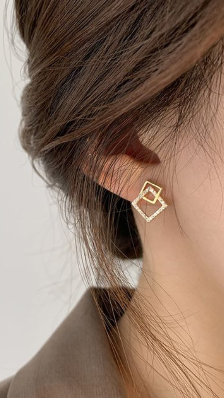 Hoop earrings outfit on Pinterest