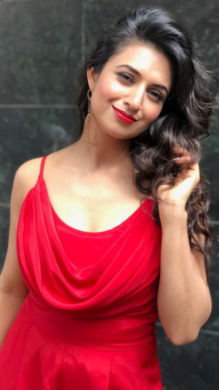 These pictures prove that TV's Bahu Divyanka Tripathi can rock the western  outfits with elan