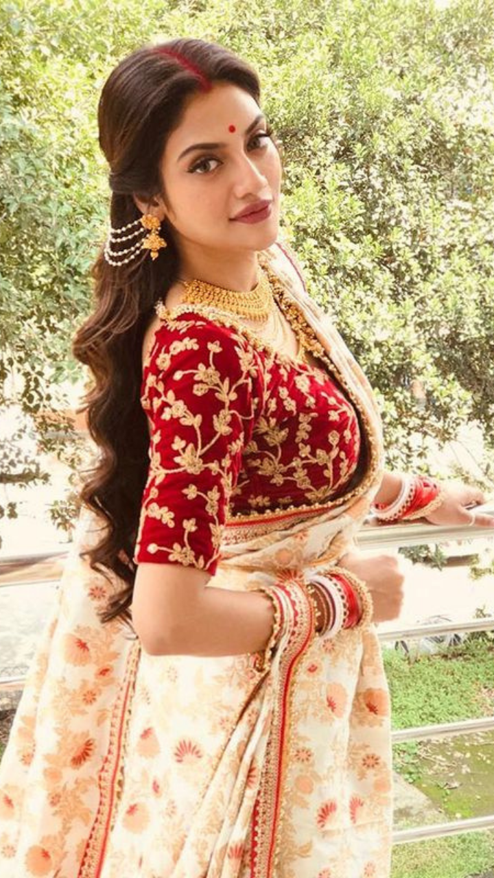 Kajal Aggarwal's elegant saree looks perfect for Bengali wedding reception  | Times of India