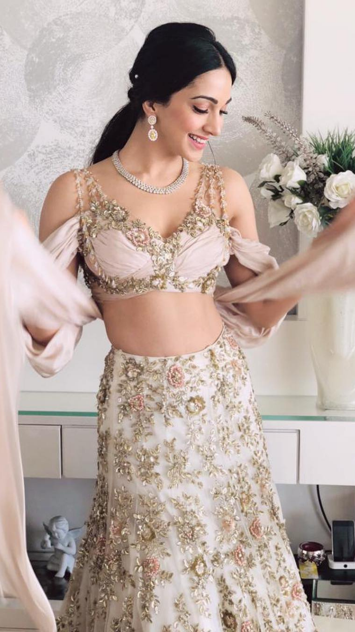 Blouse Designs - Wedding Blouse Designs - Lehenga Designs, Vogue India