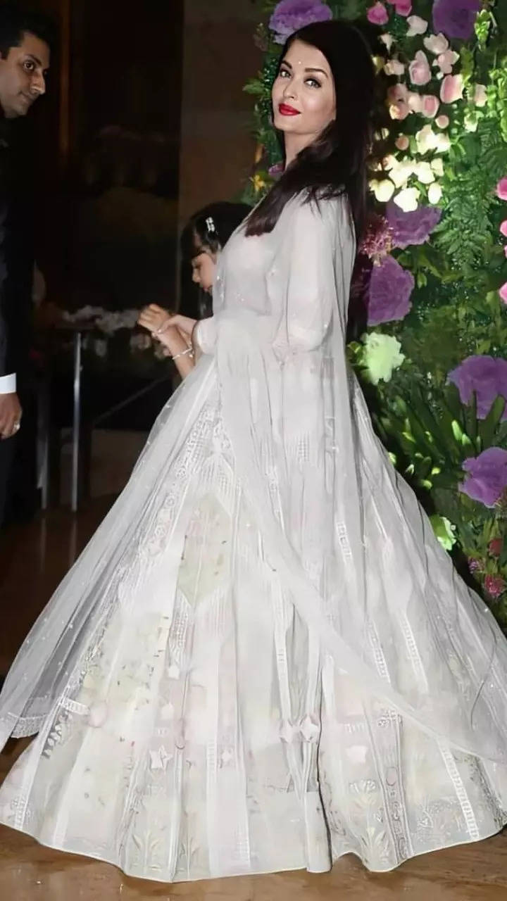 Aishwarya Rai Bachchan Is The OG Queen Of Cannes - Koimoi