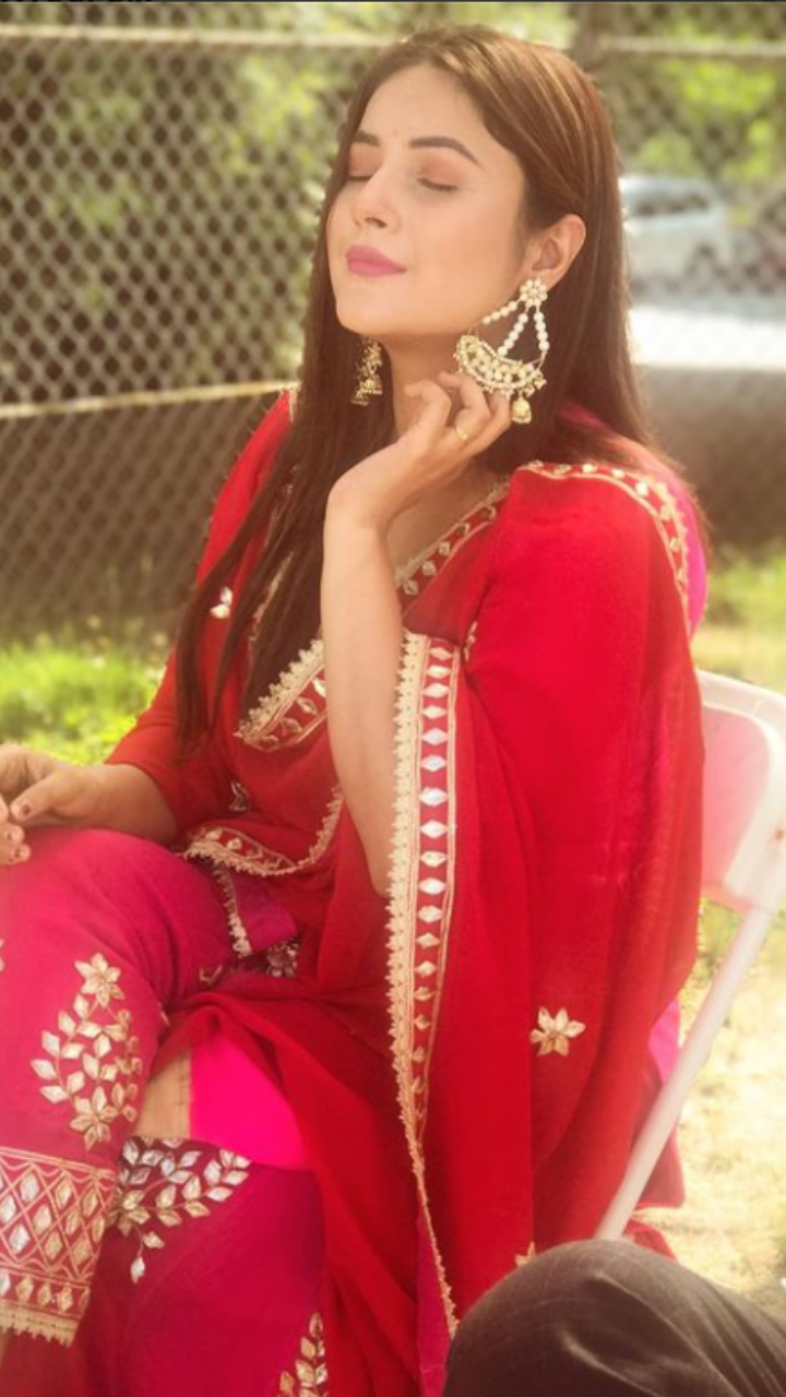 10 Punjabi Suit Design Ideas To Pick This Wedding Season!