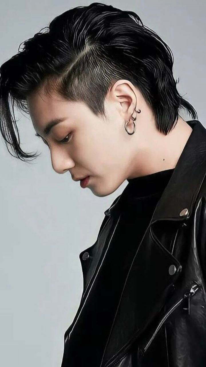 Jungkook Hairstyle 10 Pics that prove BTS star Jungkook can rock any  hairstyle  Times of India