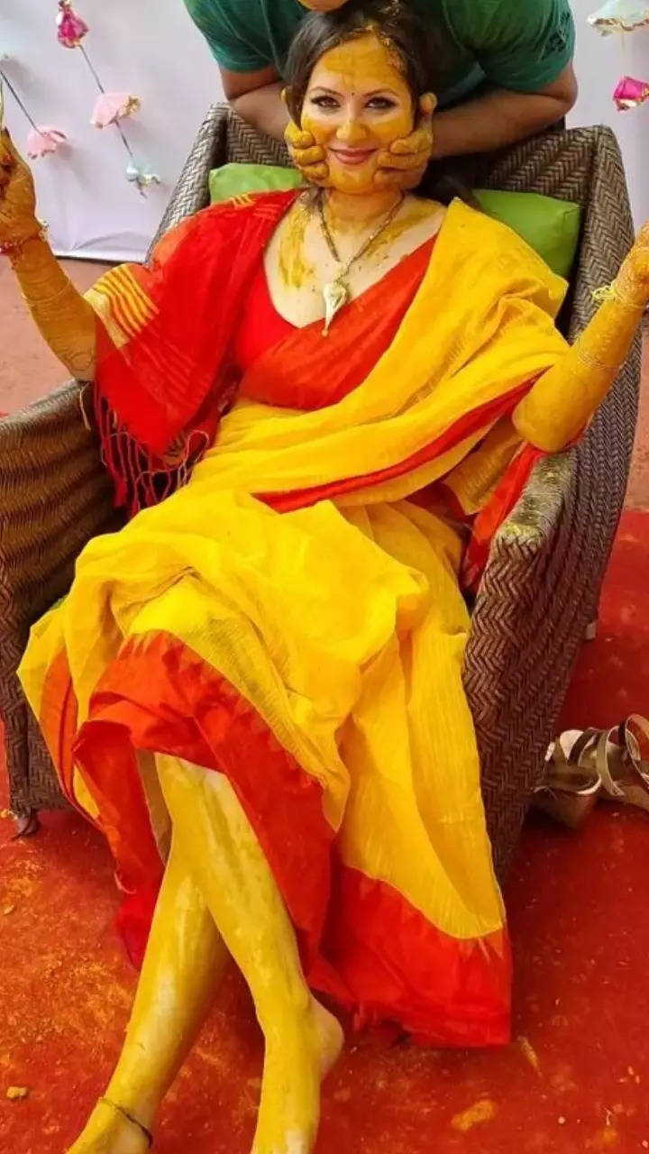 Ankita Lokhande saree | All brides-to-be ought to bookmark Ankita  Lokhande's yellow saree look for their haldi ceremony