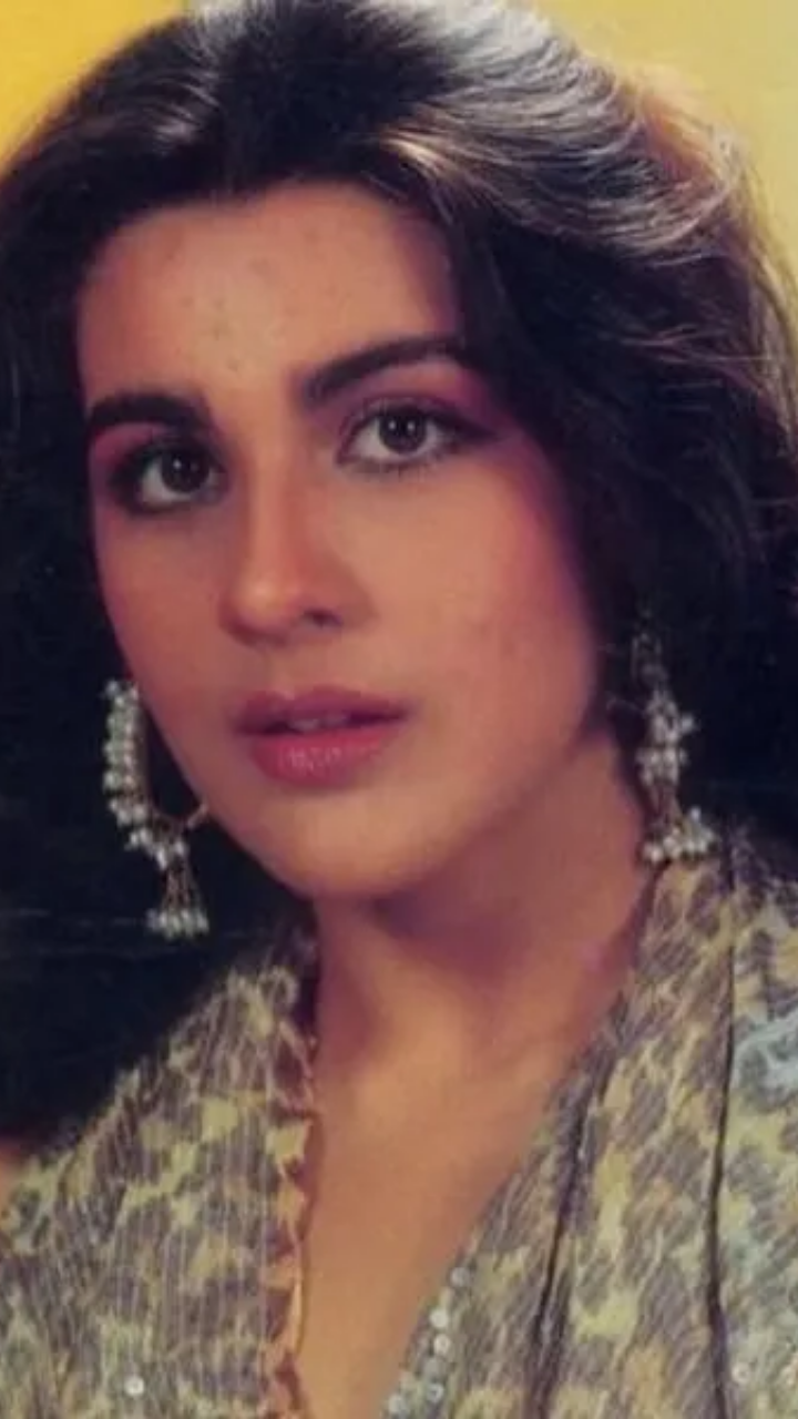 Amrita singh ki nangi photo