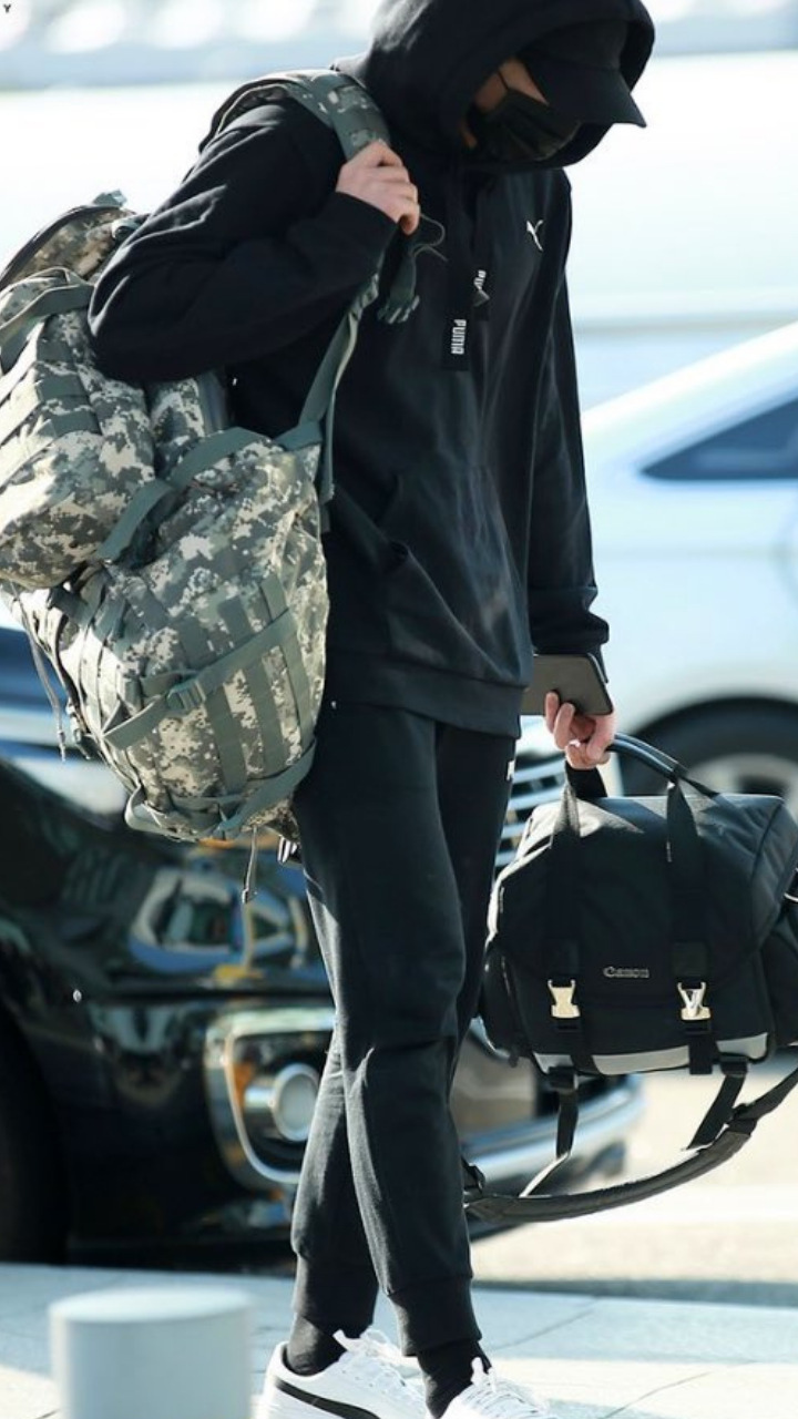 BTS' Jungkook makes even sweatpants look couture