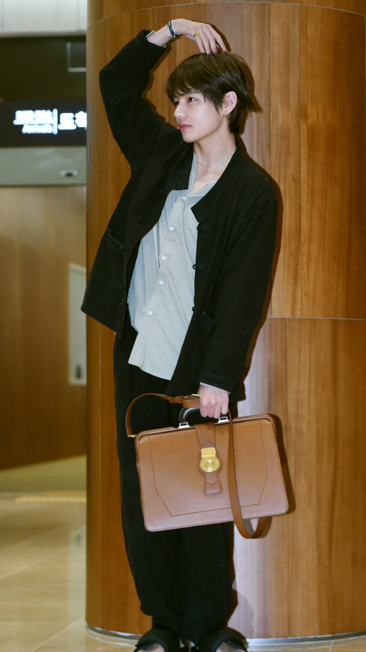 BTS' V-inspired Classy Bags for Men