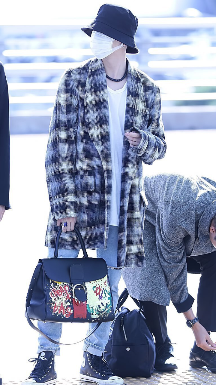 What is in Suga's bag?