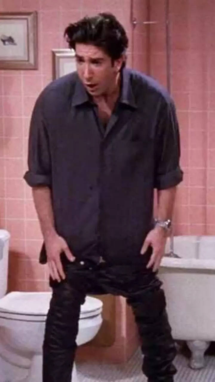 Pin by L Mo on Dr Ross Geller  Friends episodes Friends tv show I love  my friends