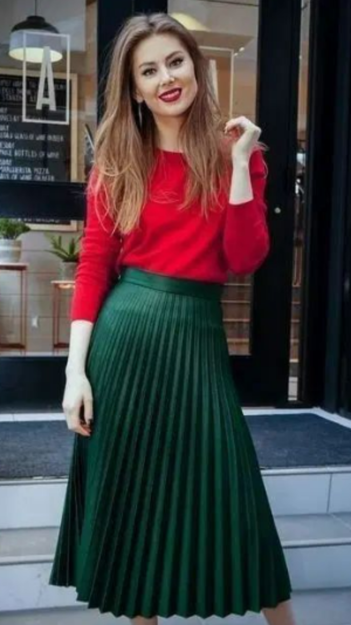 Best Christmas Outfit Ideas For Holiday Cheer 2023 | by Outfitoza | Medium