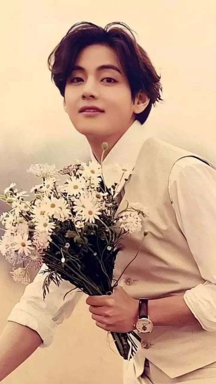 Incredible Compilation Of BTS V Images Over 999 Stunning Photos In 