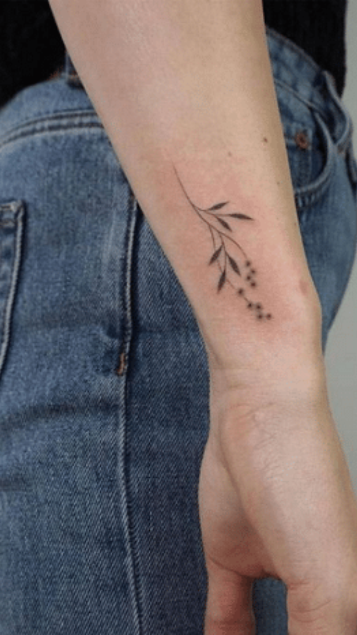 Tattoo Designs | ​Simple hand tattoo designs for girls​ | Zoom TV