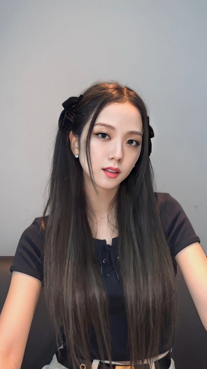 BLACKPINK's Jisoo shares her skincare routine for her ethereal glowing skin