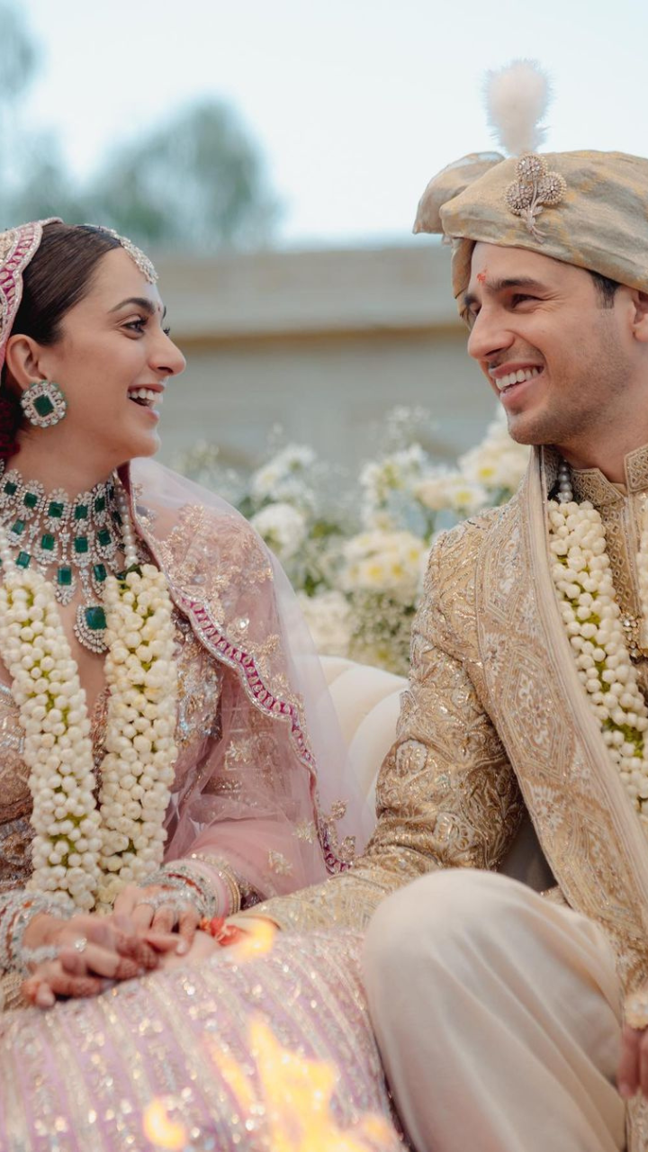 इस साल 5 भारतीय क्रिकेटर्स ने की शादी, धोनी के धुरंधर ने की सगाई