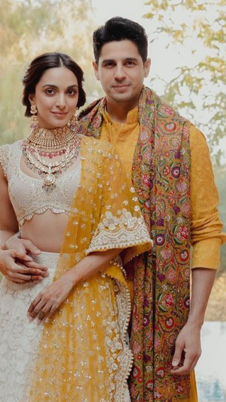 13 Best Engagement couple dress ideas | indian groom wear, couple dress,  engagement couple dress