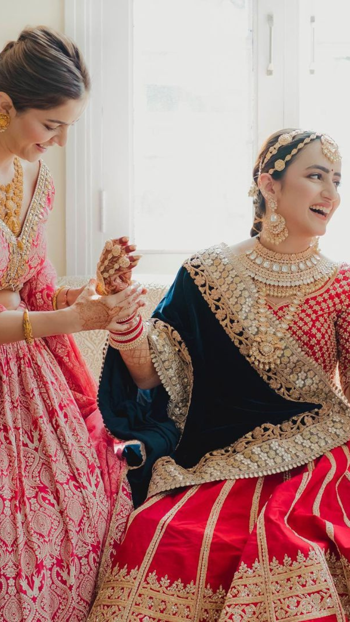 Brides sister at the nikkah | Walima dress, Pakistani fashion, Desi dresses