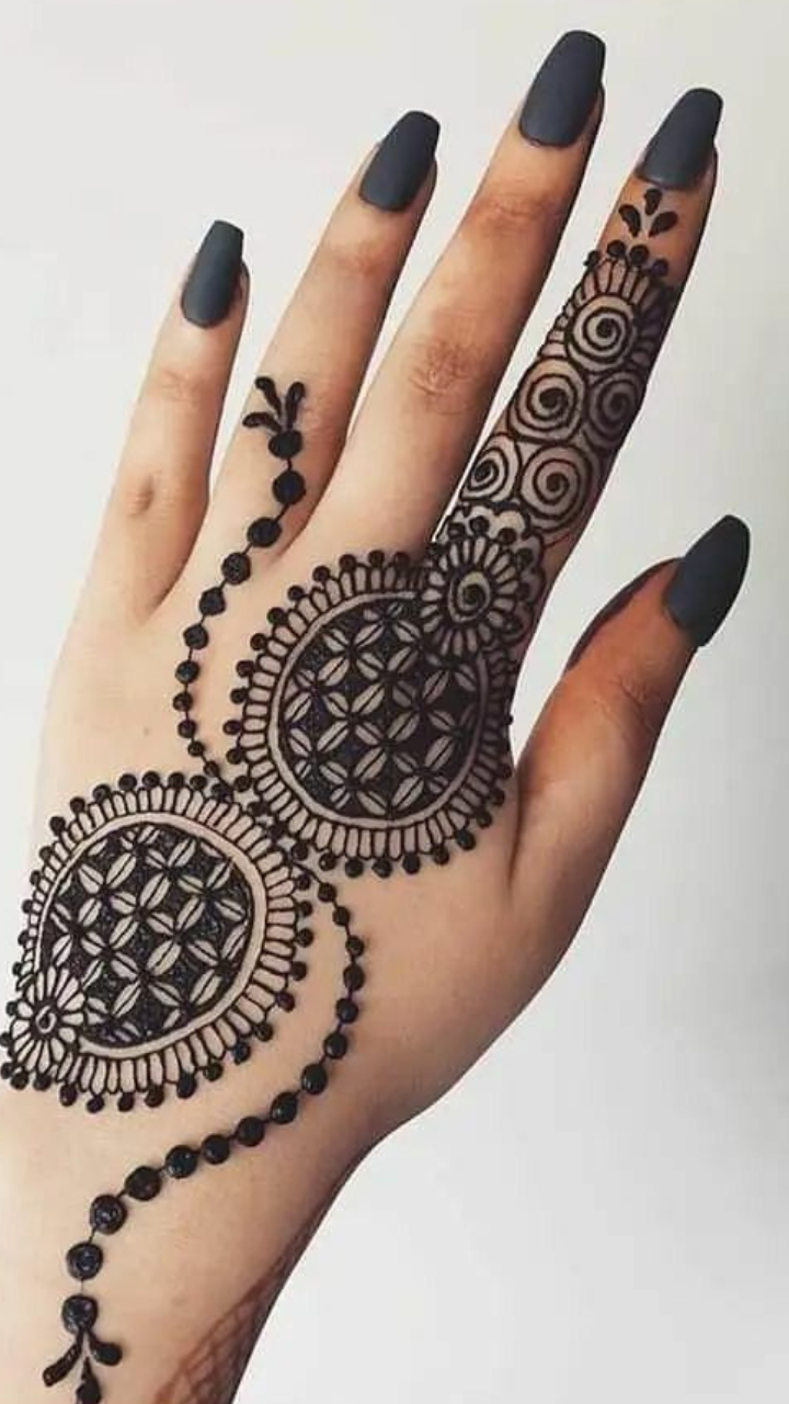 40+ Beautiful Mehndi Designs For Eid, Brides & Parties - Haul of Fame