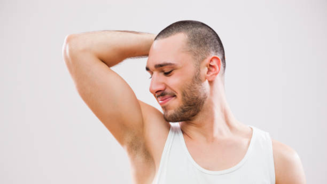 5 Reasons Why Men Should Ditch The Razor And Trim Their Armpit Hair