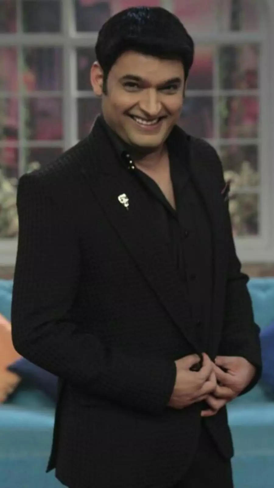 strongKapil Sharma rattled by IndiGo airlines for delay strong