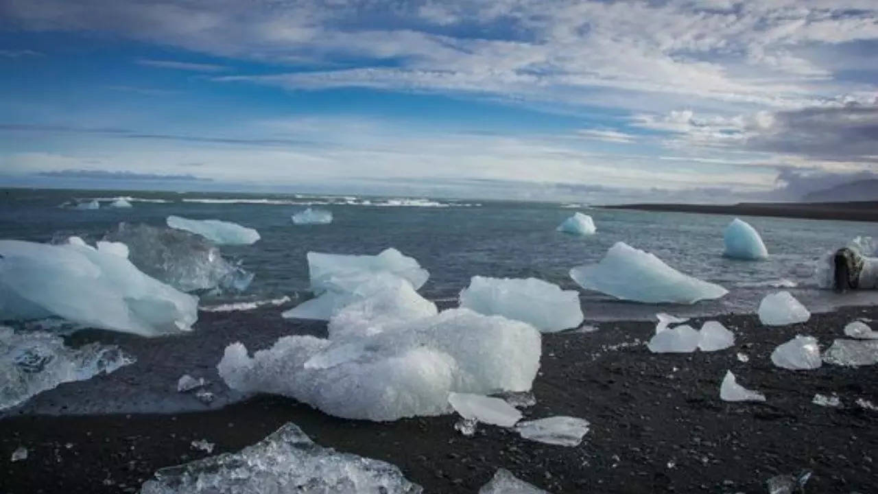 Jokulsarlon  Iceland