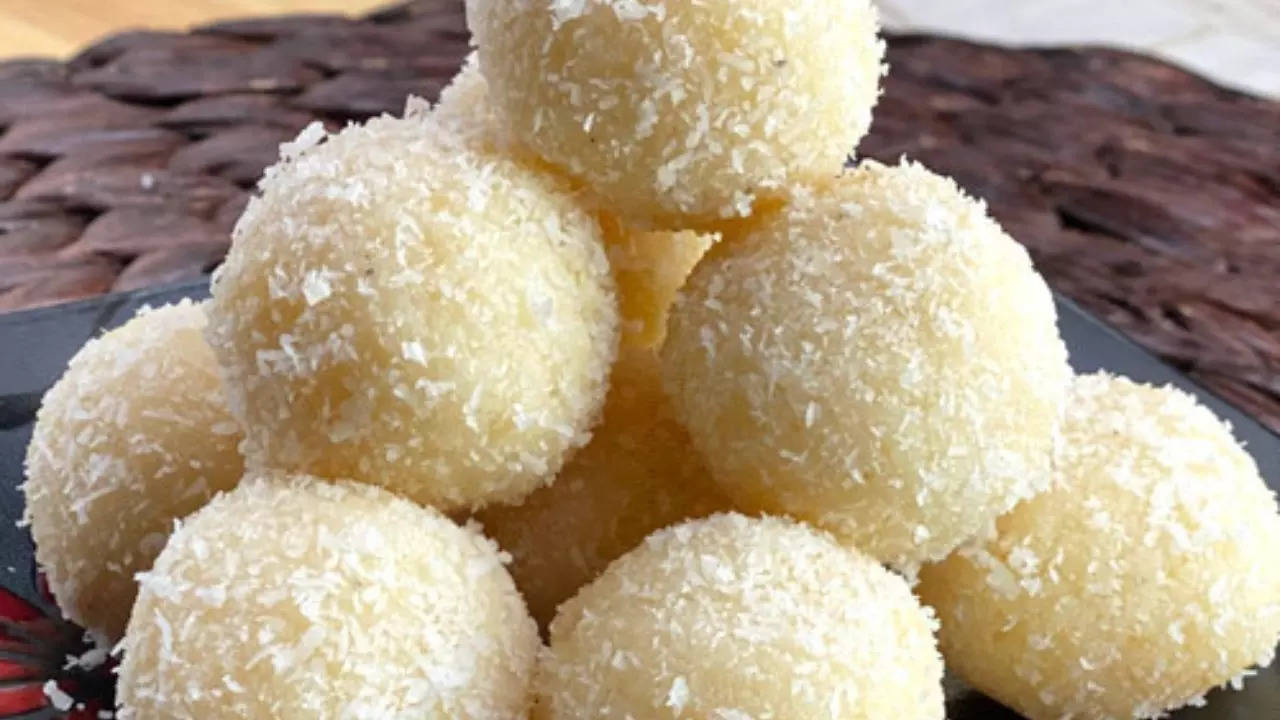 Coconut Ladoo