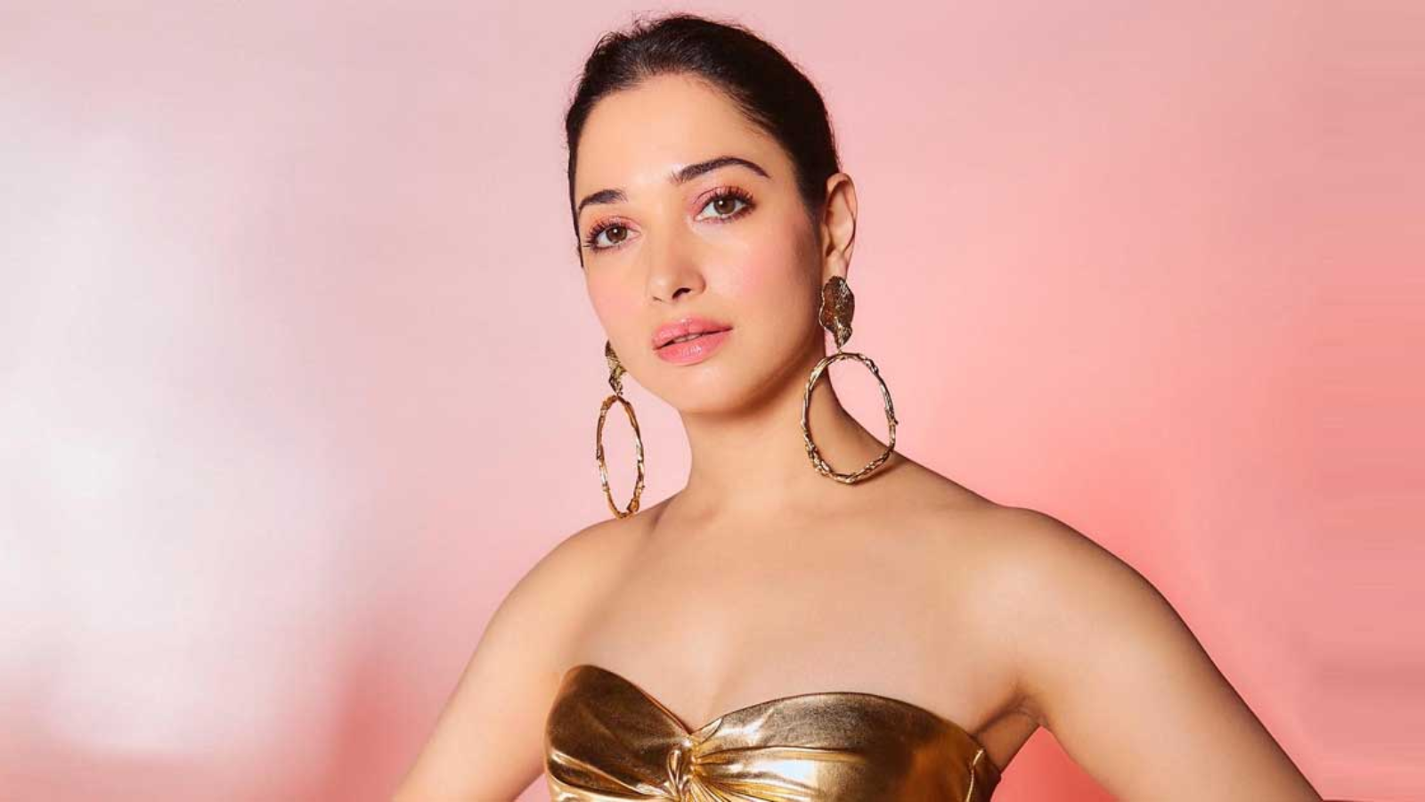 Tamannaah Bhatia Summoned For Allegedly Promoting Illegal Streaming Of IPL 2023 On Betting App All About Case