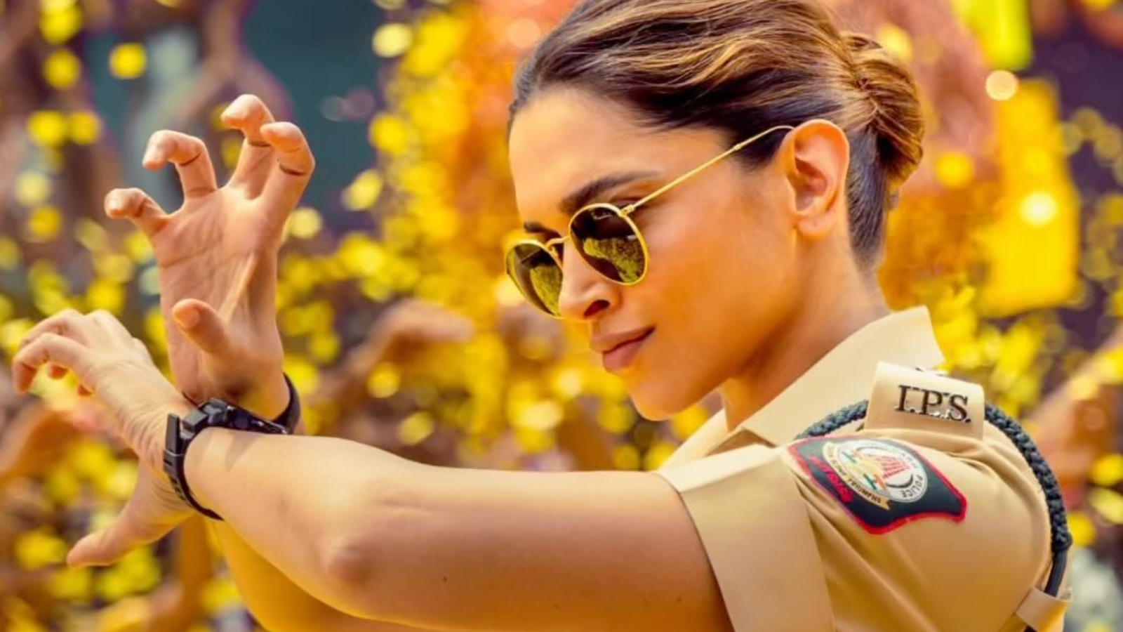 Lady Singham Deepika Padukone Receives Colourful Surprise From Films Team See Adorable Pic