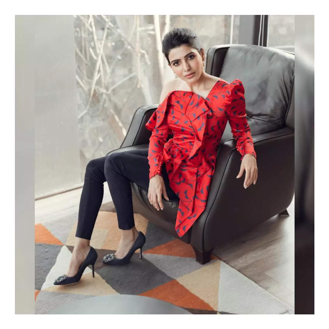 Samantha Akkineni on Instagram: “Dress @pallavisingh_arcvsh Shoes  @guiseppezanottidesign Watch @bu…