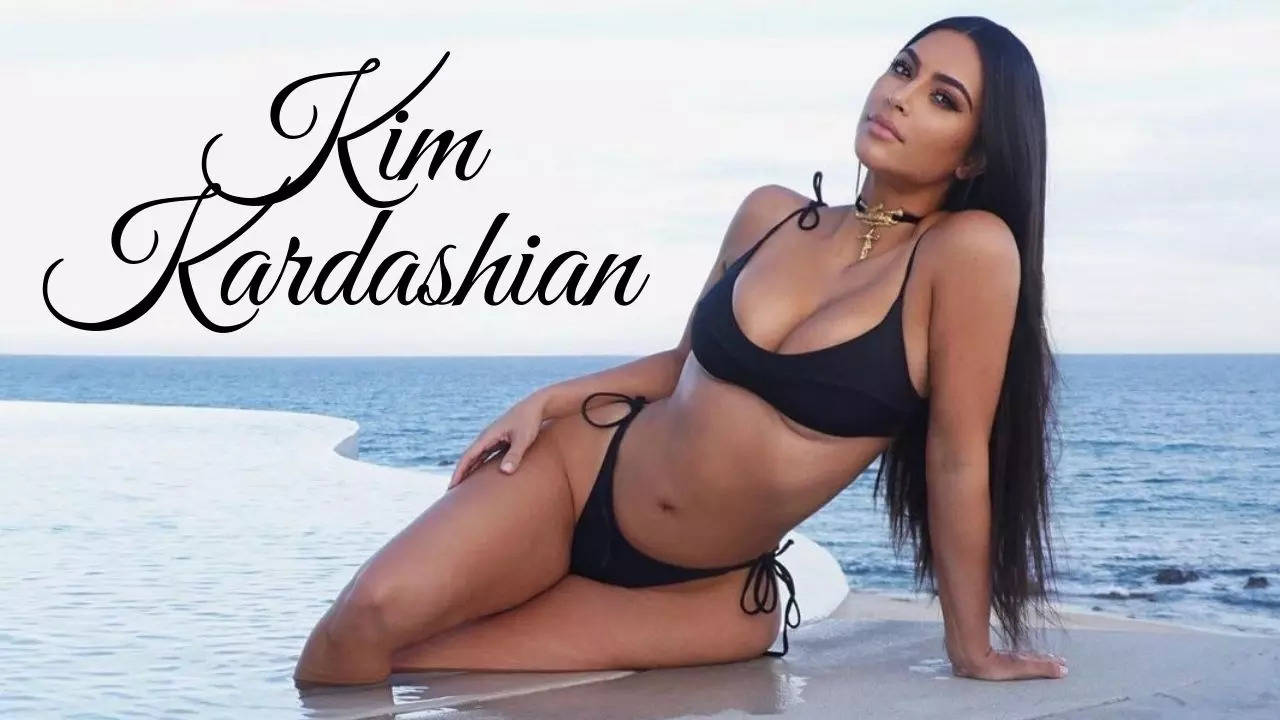 Kim Kardashian's hot bikini photos
