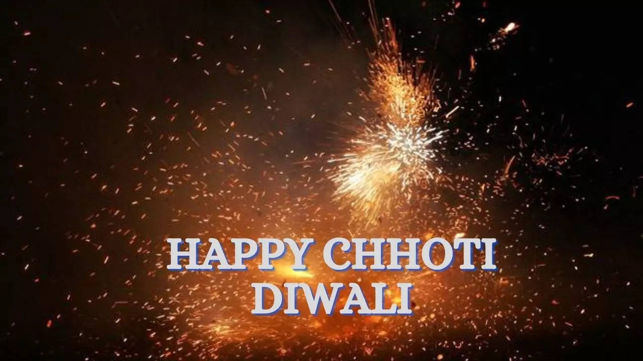 Chhoti Diwali wishes: Messages, photos, greetings and quotes to ...
