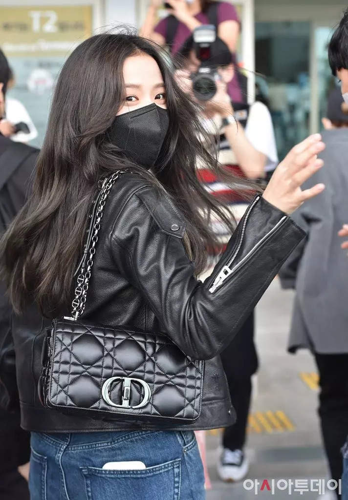 Jual Jisoo Blackpink - LV Handbag Fashion