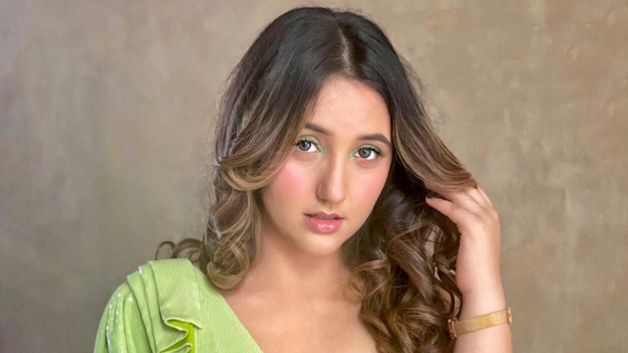 When Patiala Babes fame Ashnoor Kaur said Vicky Kaushal would tease her  like his younger sister on sets of Manmariziyaan