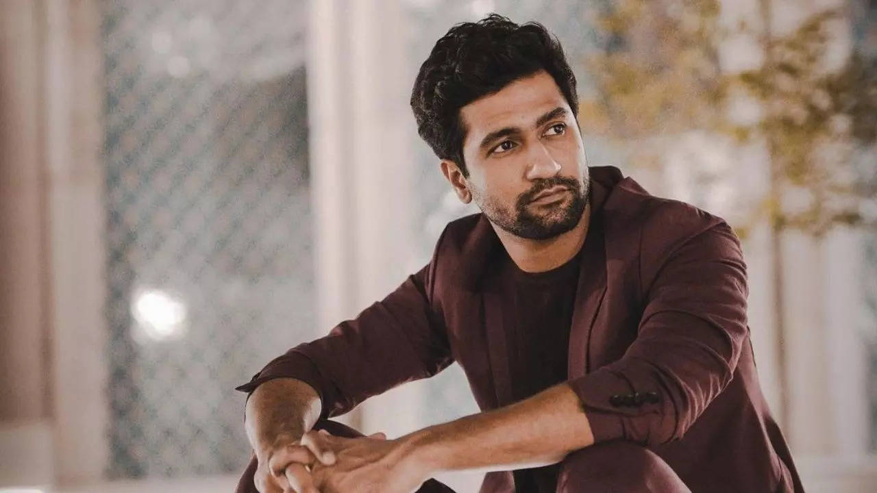 When Vicky Kaushal angrily shut down a troll for saying he is in Bollywood  due to nepotism