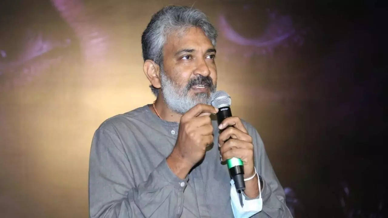 SS Rajamouli seeks donation for Baahubali crew member's medical treatment,  gets brutally trolled