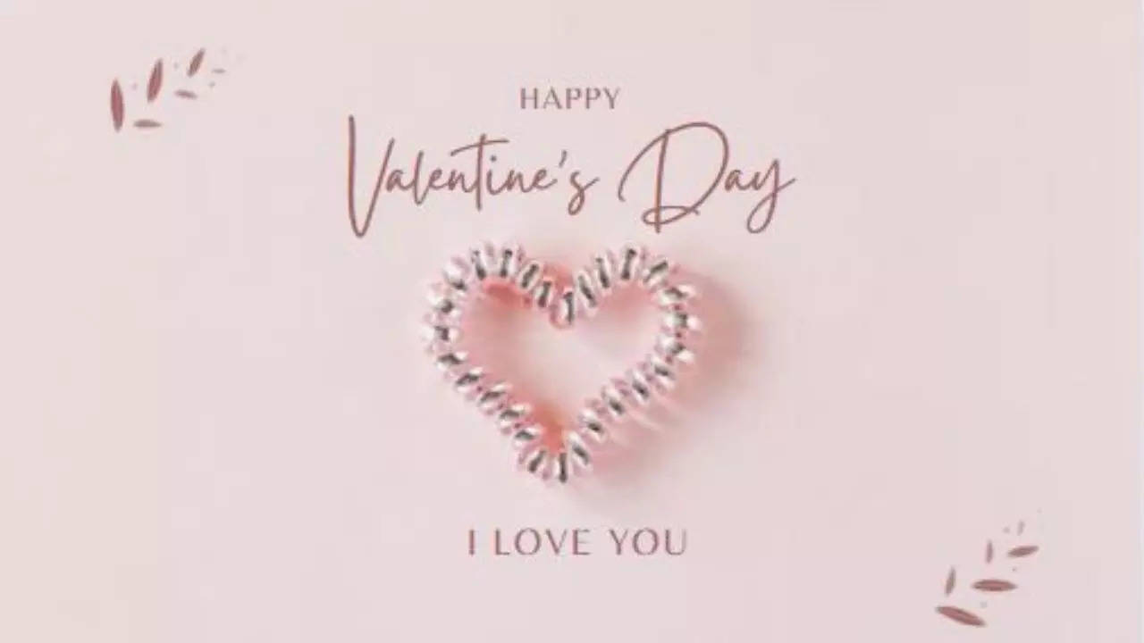Valentine S: Happy Valentine's Day: Messages, gifts, photos, WhatsApp and  Facebook statuses for this day, Lifestyle News