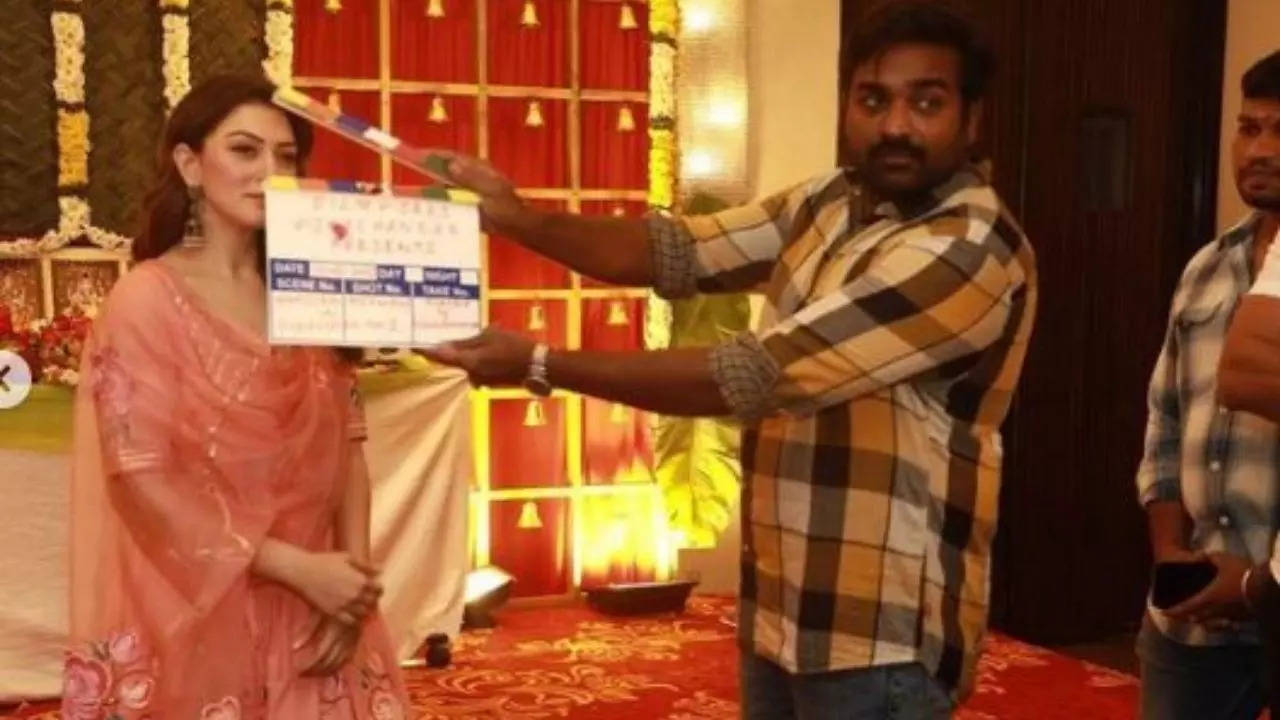 1280px x 720px - Hansika Motwani looks pretty as Vijay Sethupathi sounds the clapboard for  Production No 1, Tamil Cinema News | Zoom TV