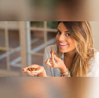 How many almonds do you need to consume in a day for overall wellbeing