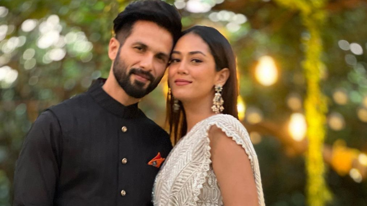 Loved Mira Rajput S Lehenga From Shahid Kapoor S Sister Sanah S Wedding It Will Cost You More Than A Lakh