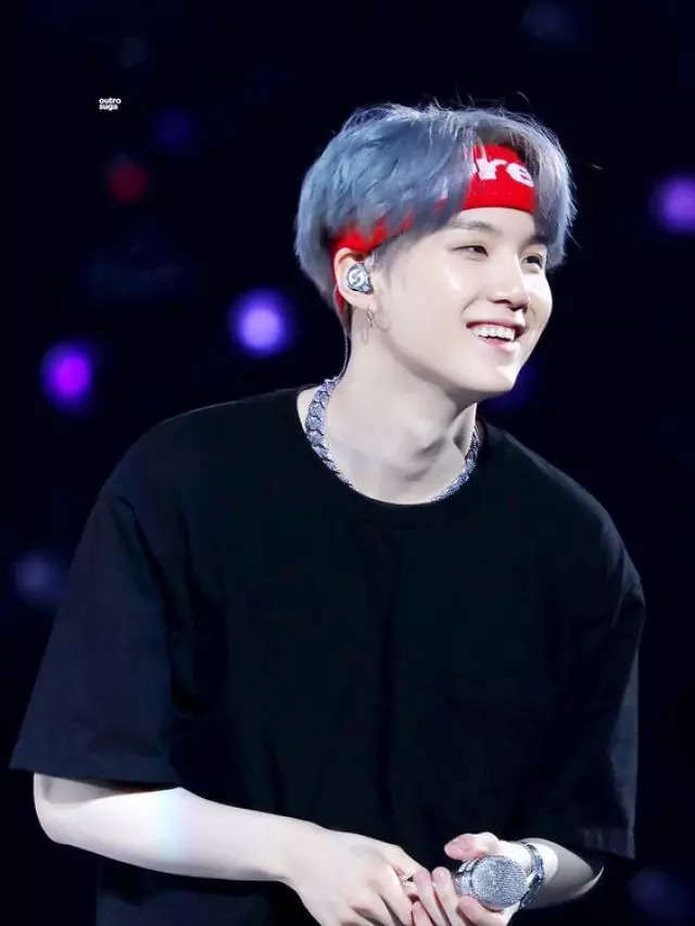 Watch BTS' ace rapper Suga grow up in photos from 2013 till now