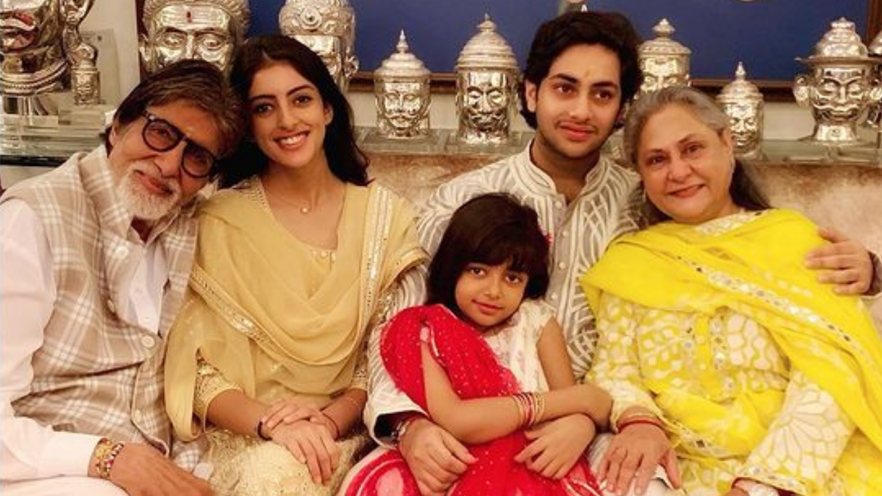 Star Kids Sunday 7 Adorable Pics Of Amitabh Bachchans Grandkids Navya