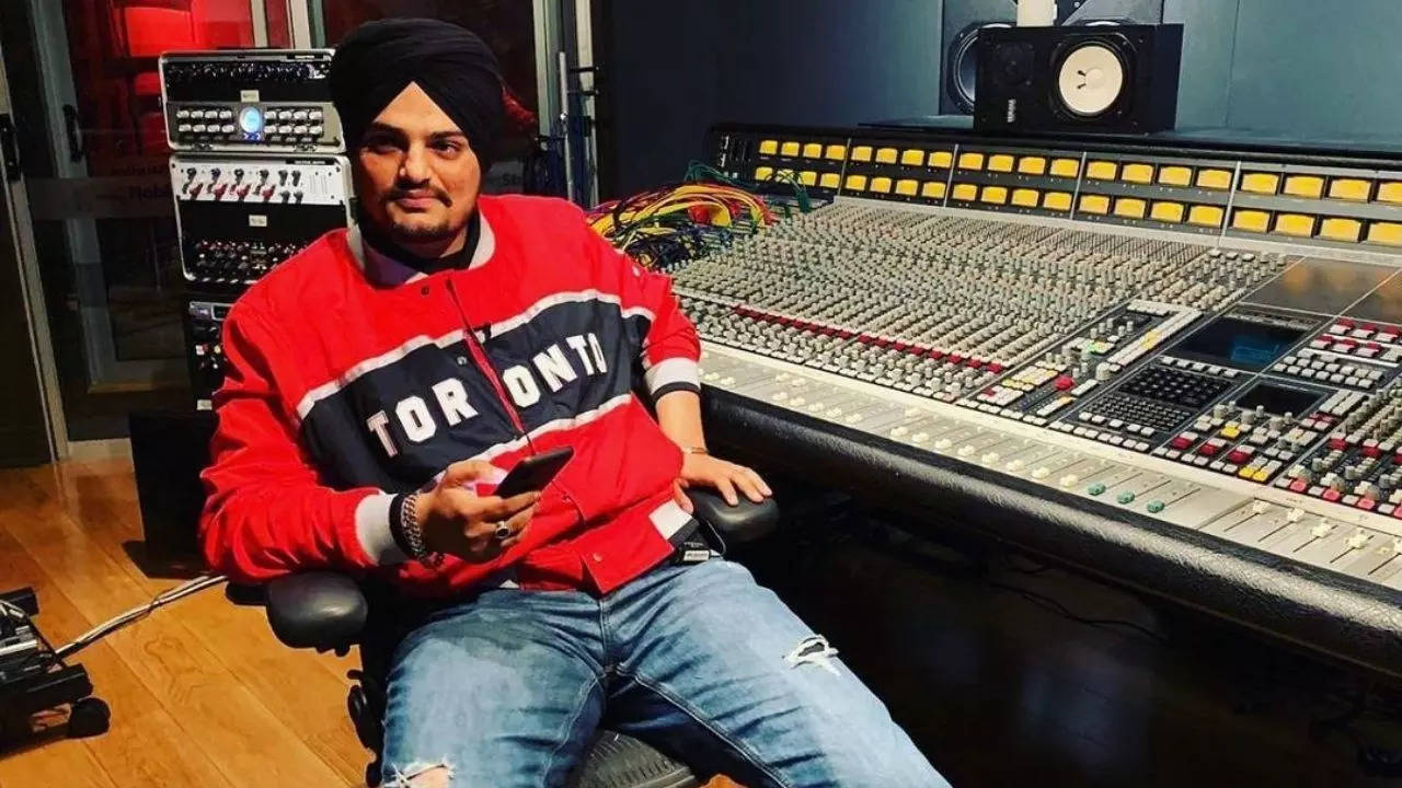 Pakistan singer Bilal Saeed condoles 'humble brother' Sidhu Moose Wala's  death: 'Moosewala pind looked cooler than any city in the world'