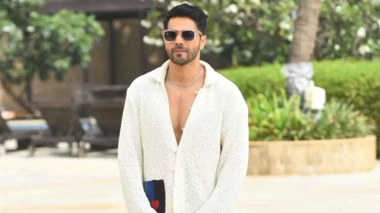 Bollywood Latest News - Varun Dhawan's tattoo picture for 'Humpty Sharma Ki  Dulhania' approved by The Rock Varun Dhawan, who's a fan of Dwayne Johnson  aka The Rock, posted his tattoo picture