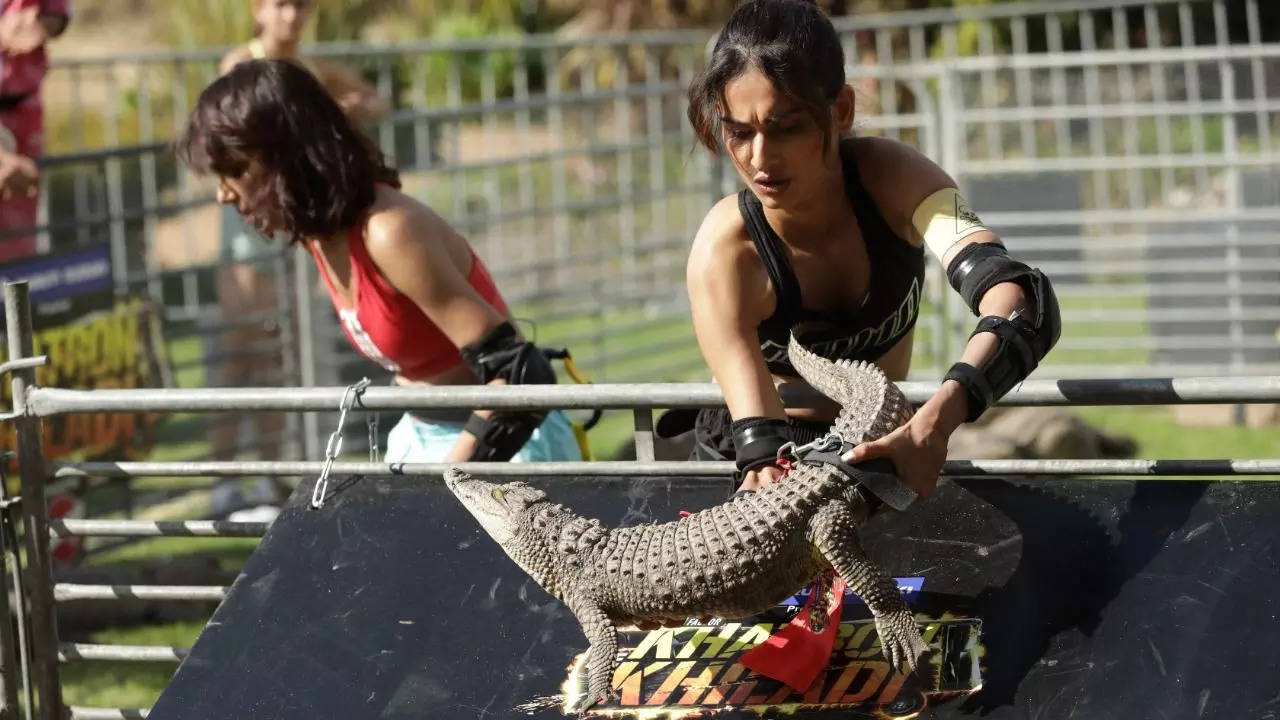 Khatron Ke Khiladi 12 Highlights July 3 2022 Sriti Jha Beats Aneri