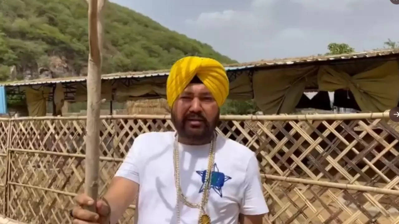 Daler Mehndi News: Latest Daler Mehndi News and Updates at News18