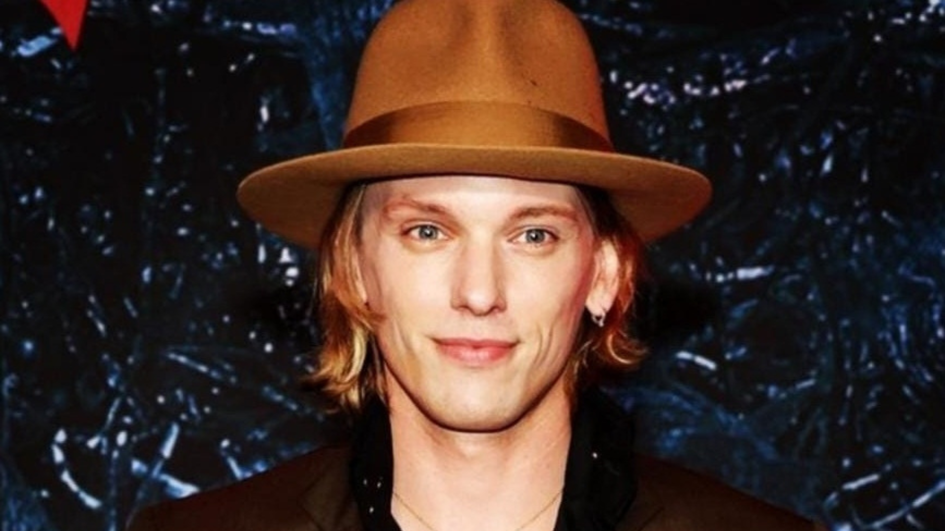 Fans Shower Stranger Things Star Jamie Campbell Bower With Love And Support As He Reveals