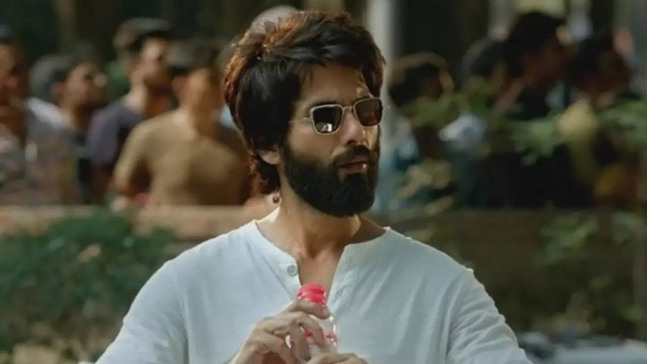 Shahid Kapoor claims Kabir Singh is adored by families, says, 'Despite  being edgy...'