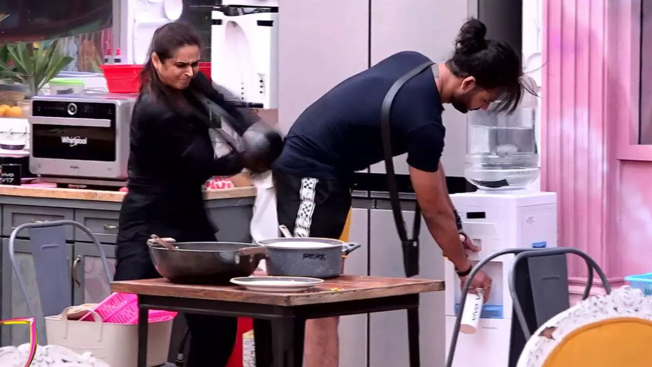 Bigg Boss 16 Makers Re Share Vishal Aditya Singh And Madhurima Tuli S Iconic Fry Pan Clip Ahead Of New Season Watch